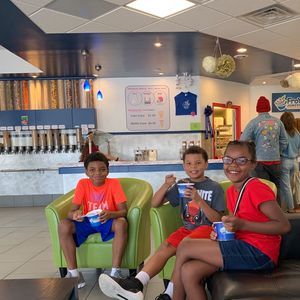 Meet your Posher, Vanessa